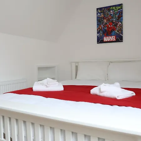 Meadow View House - Spacious Family Retreat In The Heart Of Donegal Feriehus *