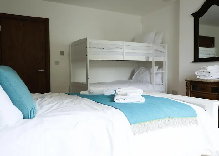 Meadow View House - Spacious Family Retreat In The Heart Of Donegal